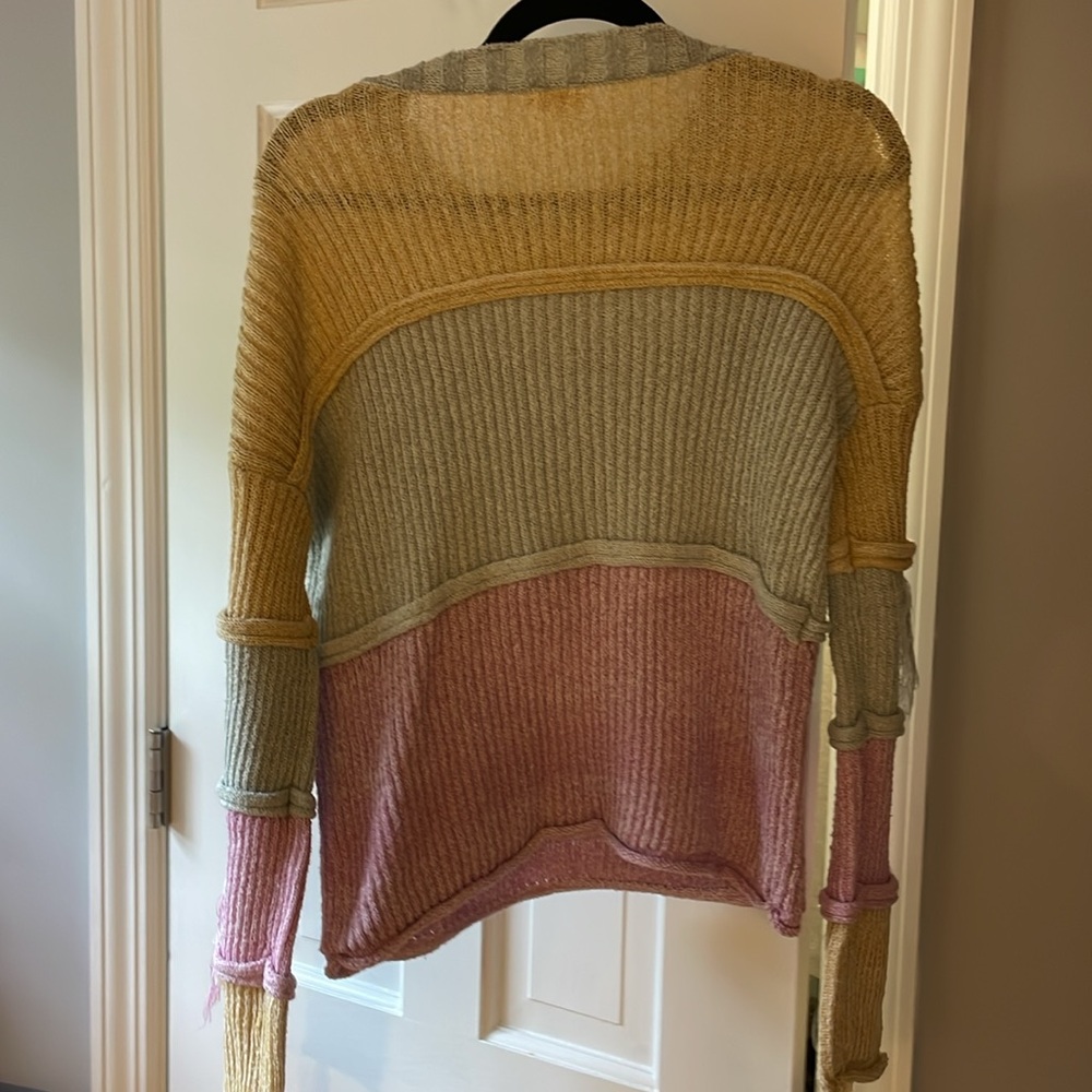 Multi-color sweater - Picture 2 of 2